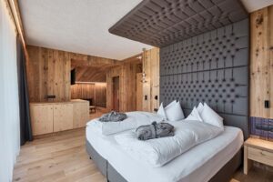 Alpine Trance Dive - das Hotel in den Alpen. Wir etablieren gemeinsam deinen Kraftort - Zimmer